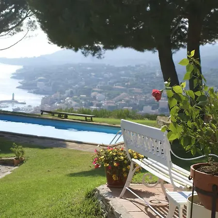Beautiful Sea View Dağ evi Cassis